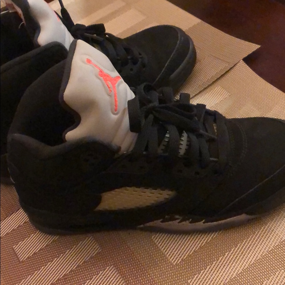 Jordan 5s - Picture 3 of 4